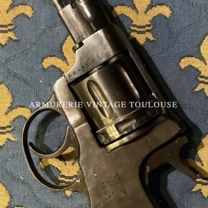 Revolver Nagant soviétique