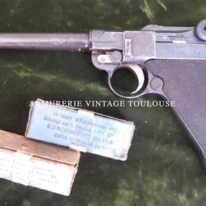 Pistolet P 08 de la marine impériale allemande dans sa version 1908